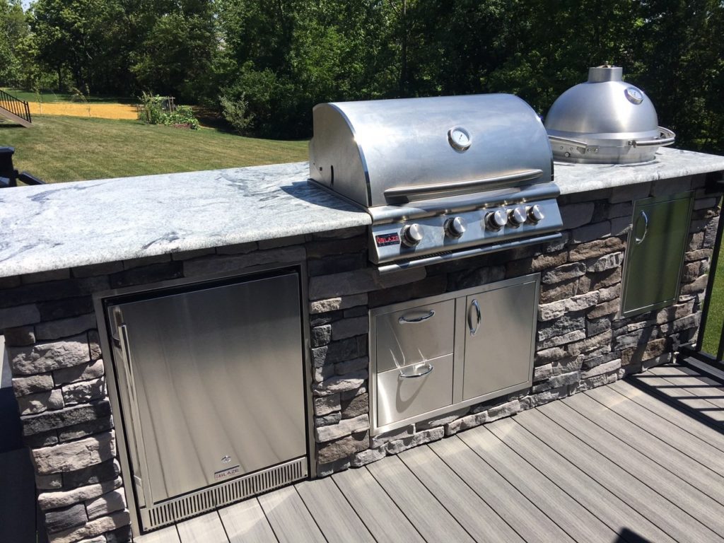 Cincinnati Outdoor Kitchens - All Decked Out